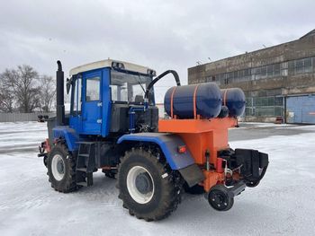 Колесно реверсный трактор КРТ-1