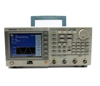 AFG3102C - Универсальный генератор сигналов