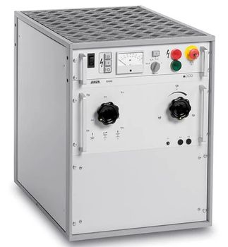 SSG 1100 - генератор импульсного напряжения